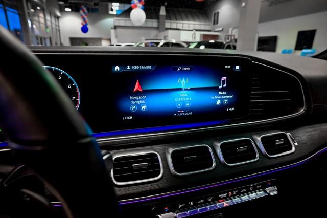 Mercedes-Benz GLS-Class  2023