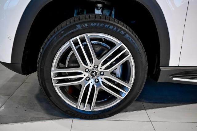 Mercedes-Benz GLS-Class  2023