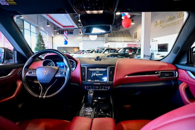 Maserati Levante  2020