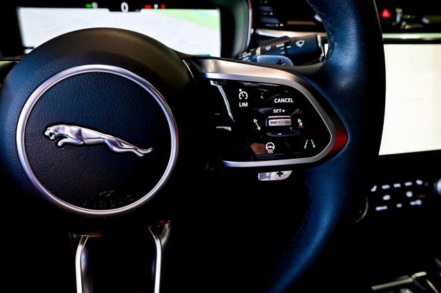 Jaguar XF-Series  2024