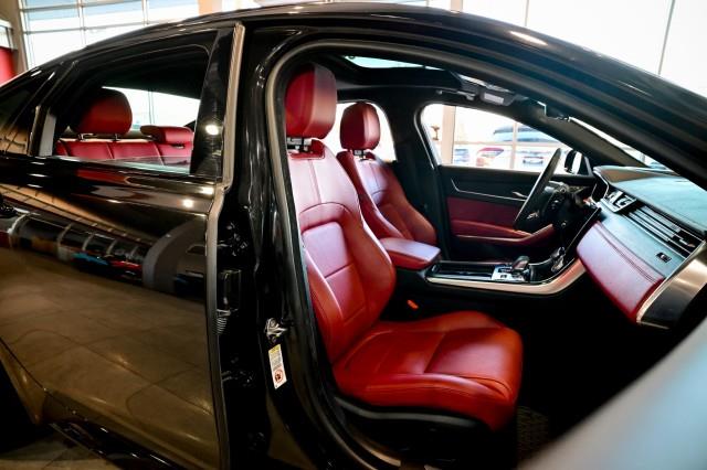 Jaguar XF-Series  2024