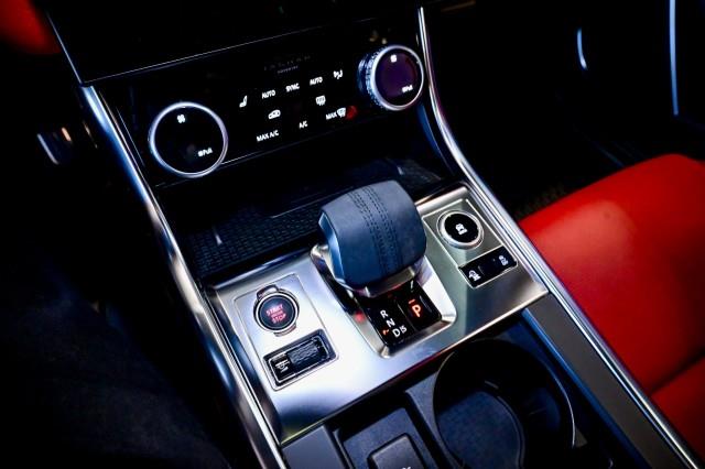 Jaguar XF-Series  2024