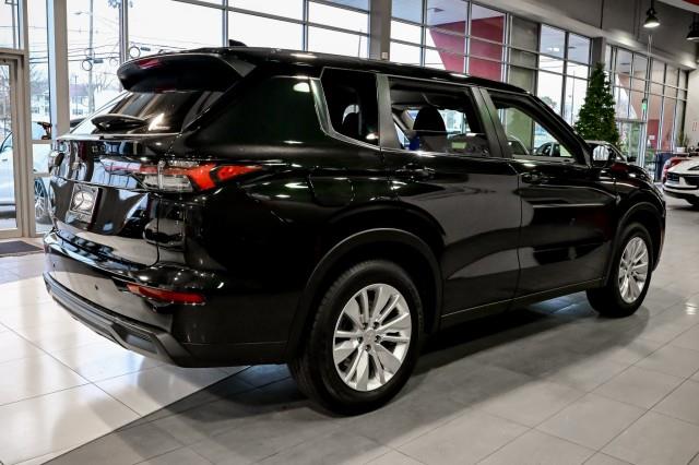 Mitsubishi Outlander  2025