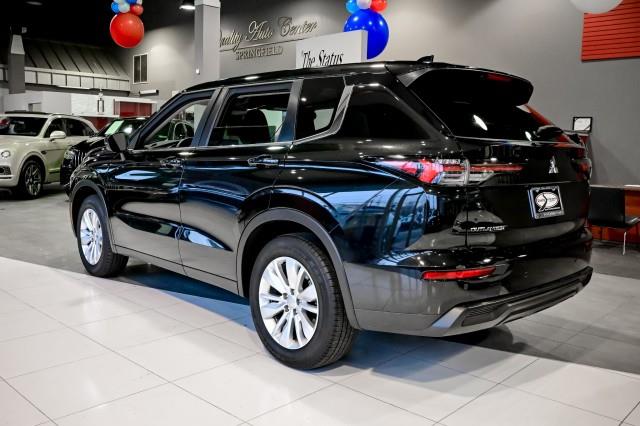 Mitsubishi Outlander  2025