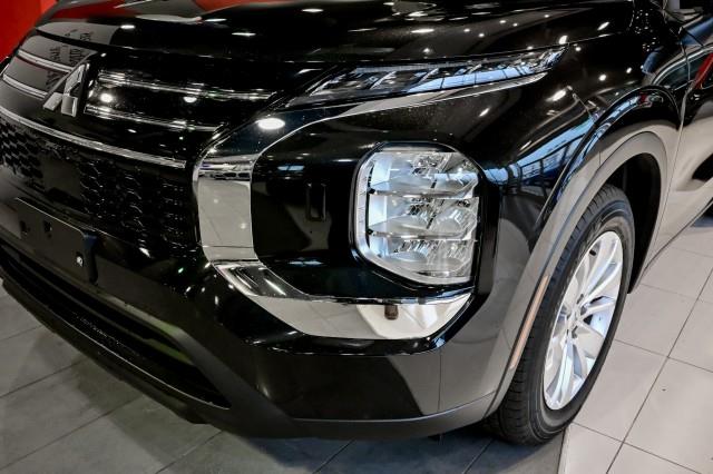 Mitsubishi Outlander  2025