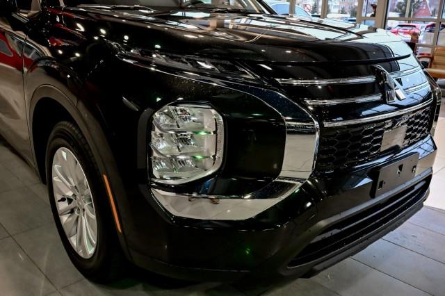 Mitsubishi Outlander  2025