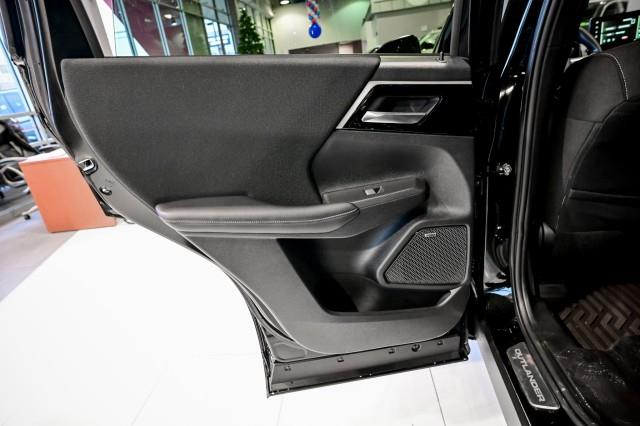 Mitsubishi Outlander  2025