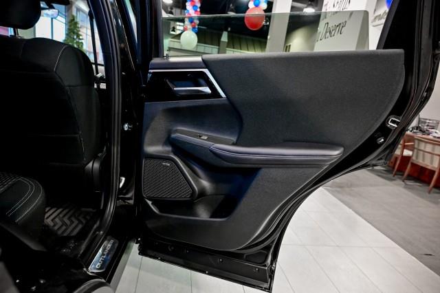 Mitsubishi Outlander  2025