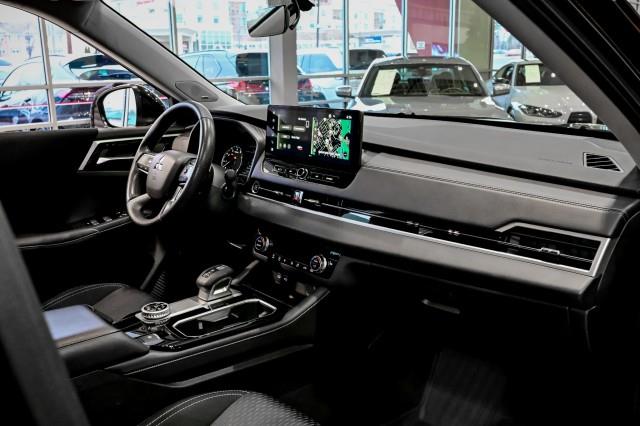 Mitsubishi Outlander  2025