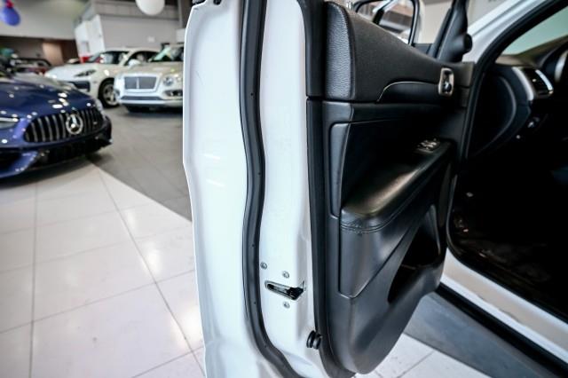 Jeep Grand Cherokee  2014