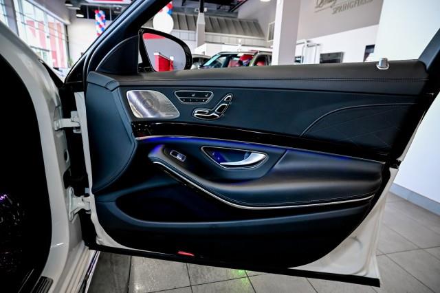 Mercedes-Benz S-Class  2019