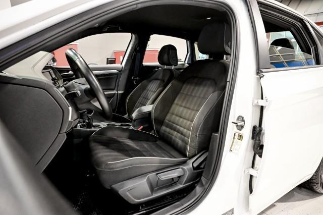 Volkswagen Jetta  2024