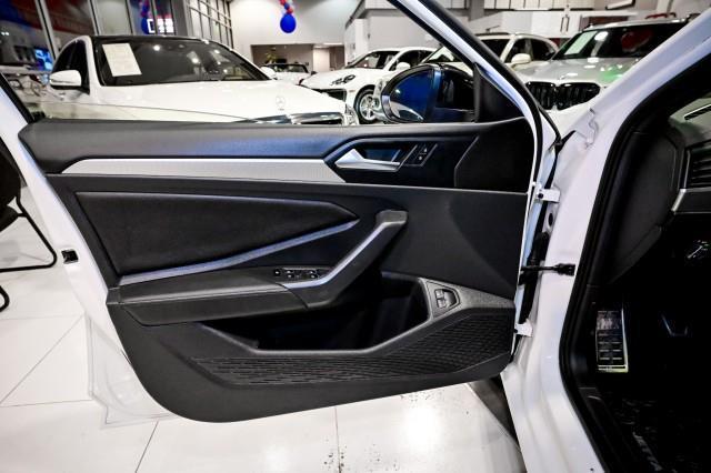 Volkswagen Jetta  2024