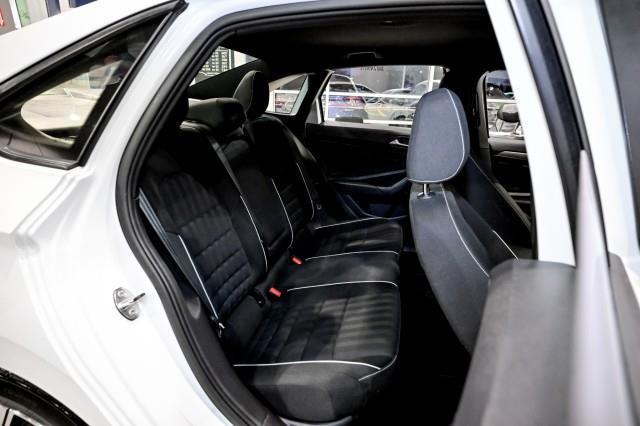 Volkswagen Jetta  2024