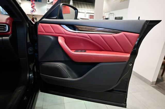 Maserati Levante  2022