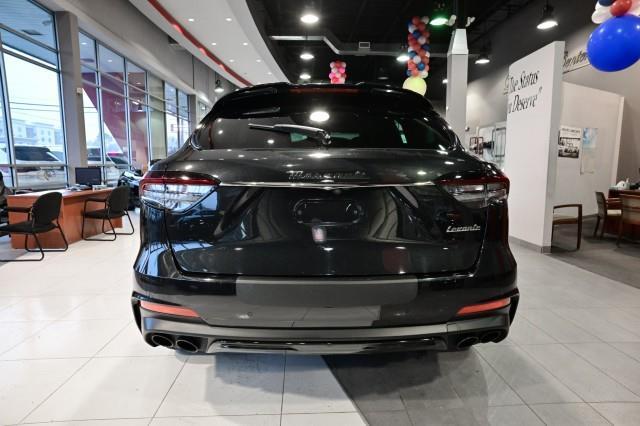 Maserati Levante  2022