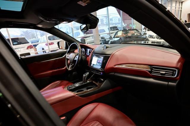 Maserati Levante  2022