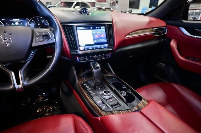 Maserati Levante  2022