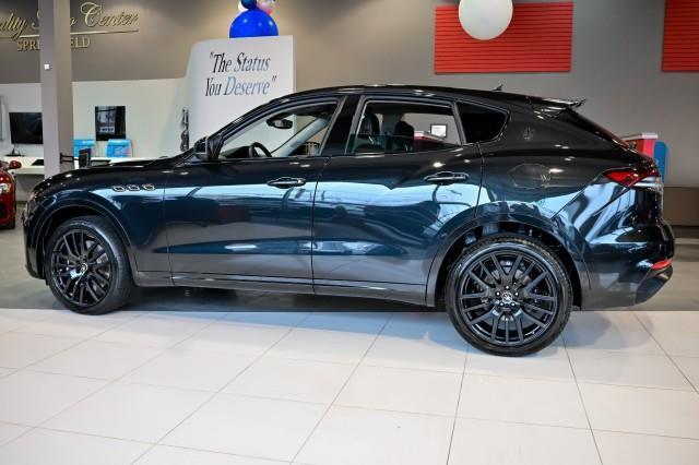 Maserati Levante  2022