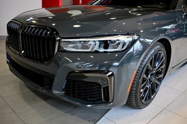 BMW 7-Series  2022