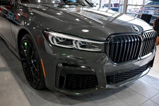 BMW 7-Series  2022