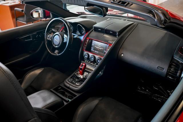 Jaguar F-Type  2014