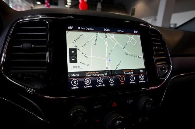 Jeep Grand Cherokee  2021