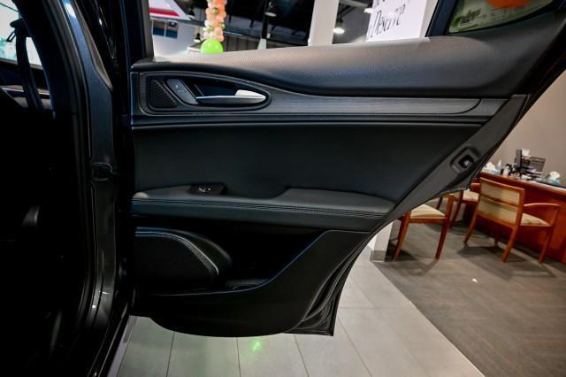 Alfa Romeo Stelvio  2022