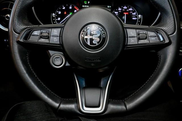 Alfa Romeo Stelvio  2022