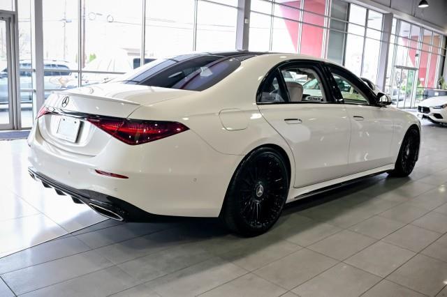 Mercedes-Benz S-Class  2022