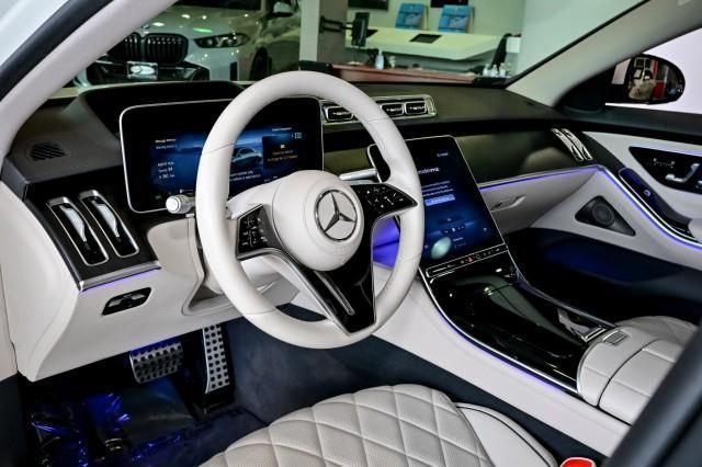 Mercedes-Benz S-Class  2022