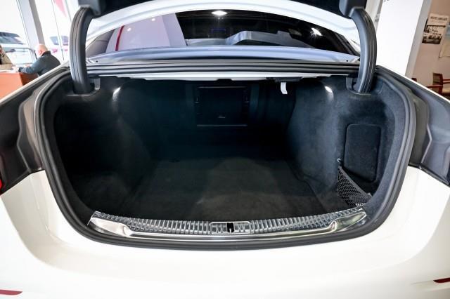 Mercedes-Benz S-Class  2022