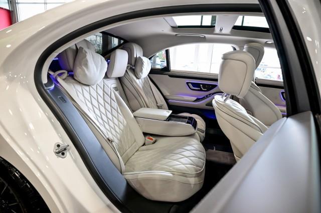 Mercedes-Benz S-Class  2022