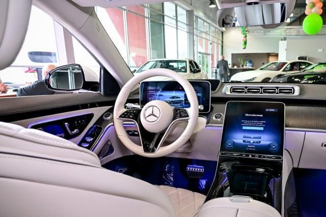 Mercedes-Benz S-Class  2022