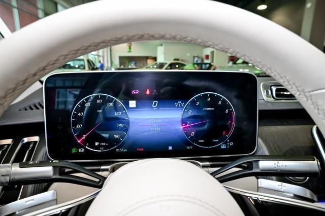 Mercedes-Benz S-Class  2022