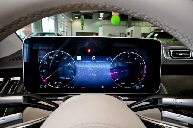 Mercedes-Benz S-Class  2022