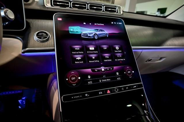 Mercedes-Benz S-Class  2022