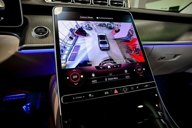 Mercedes-Benz S-Class  2022