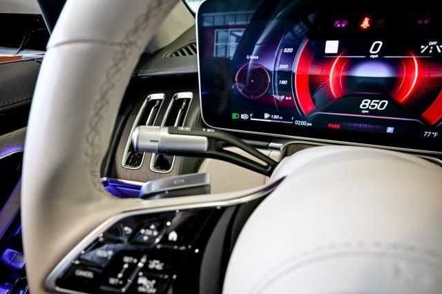 Mercedes-Benz S-Class  2022