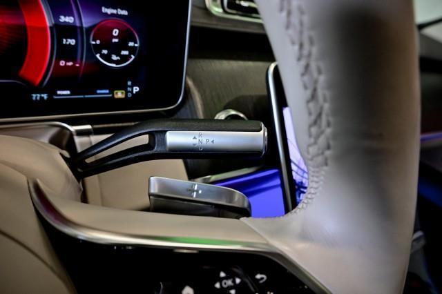 Mercedes-Benz S-Class  2022