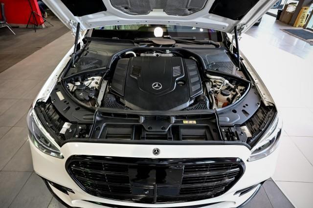 Mercedes-Benz S-Class  2022