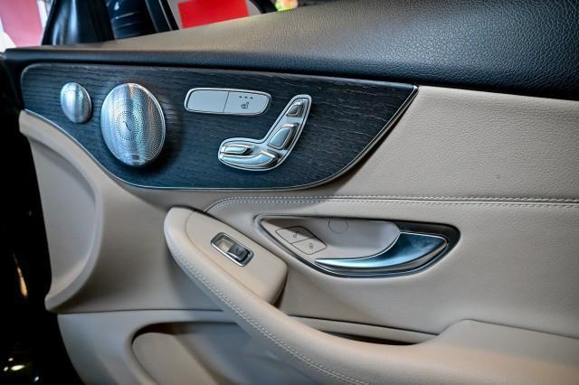 Mercedes-Benz C-Class  2019