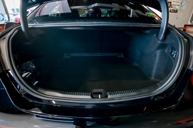 Mercedes-Benz C-Class  2022