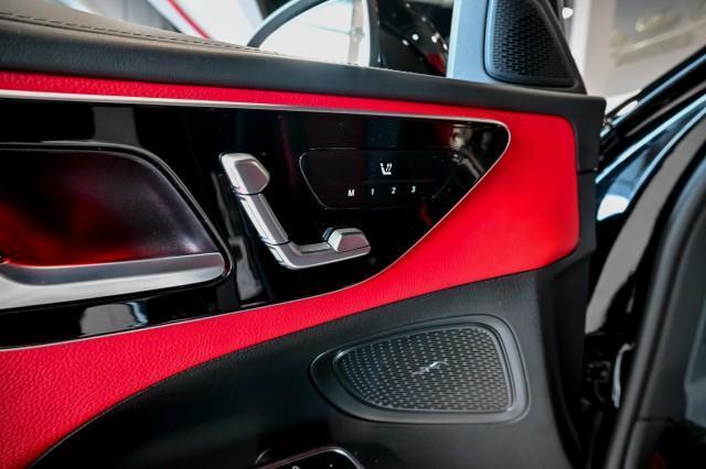 Mercedes-Benz C-Class  2022