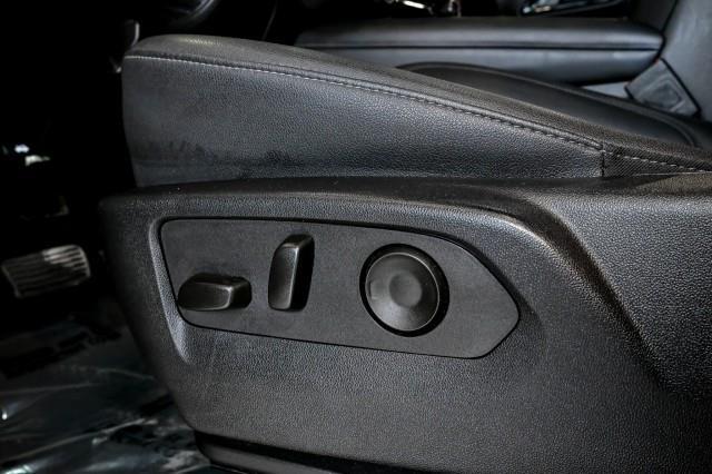 Chevrolet Suburban  2025