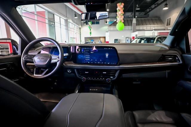 Chevrolet Suburban  2025