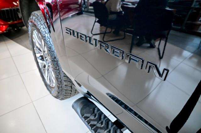 Chevrolet Suburban  2025