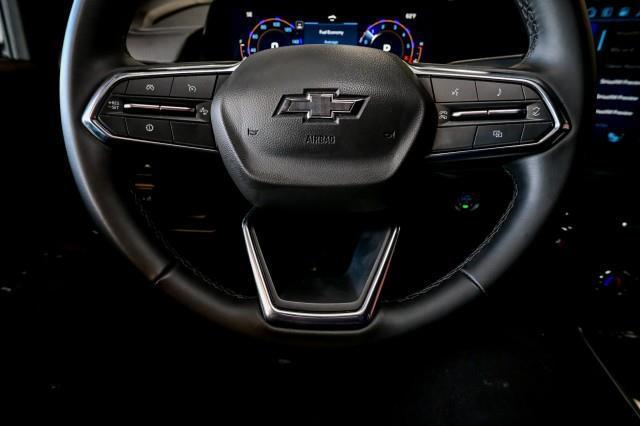 Chevrolet Suburban  2025