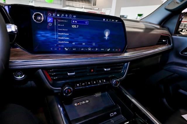 Chevrolet Suburban  2025