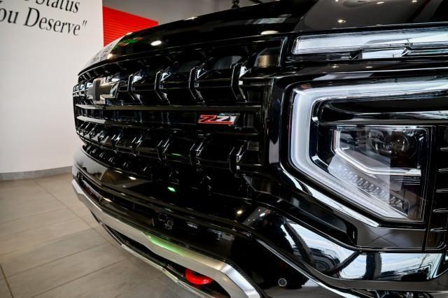 Chevrolet Suburban  2025